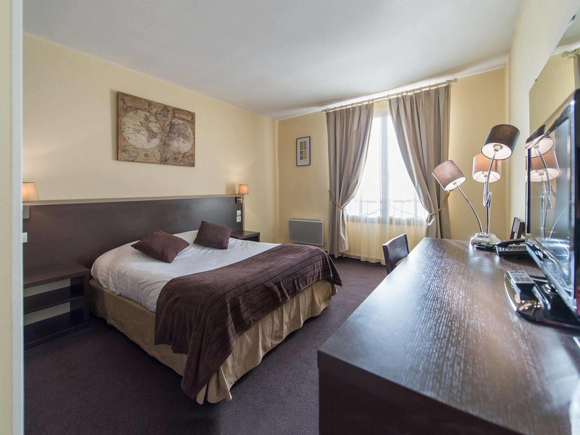 Hotel Restaurant Seminaires La Foresterie Le Mans Dış mekan fotoğraf
